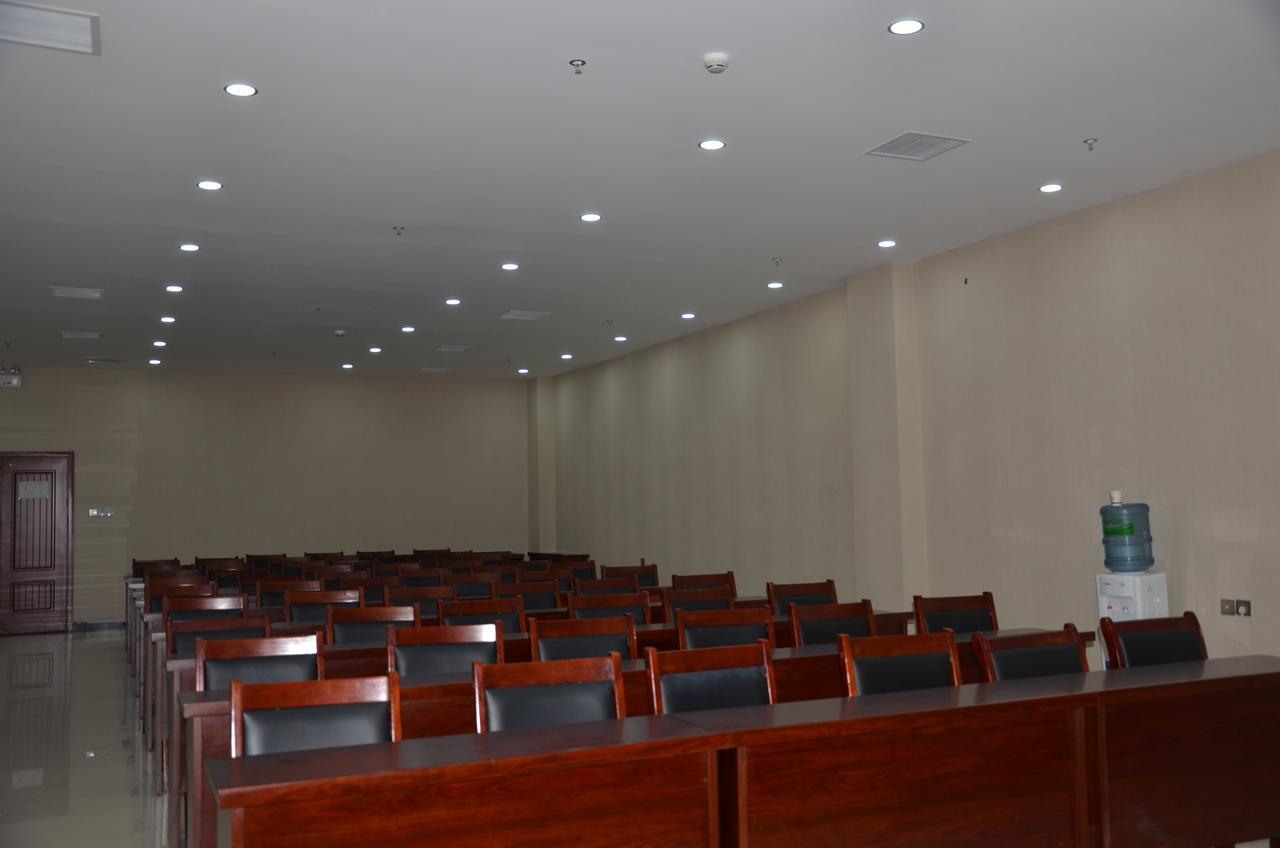 Super 8 Henshui Zhongxin North Avenue Hotel Hengshui Екстериор снимка